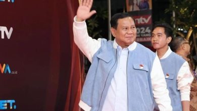 Prabowo Subianto dan Gibran Rakabuming Raka saat datang di acara debat kelima Pilpres (Foto: Istimewa)